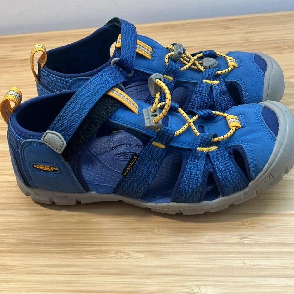 Keen‎ 3Y Big Kid Blue Yellow Shoes